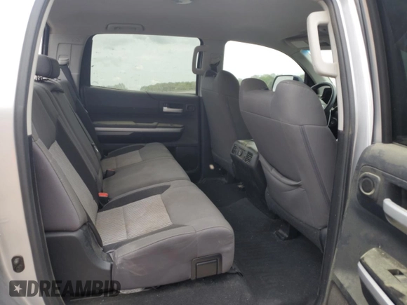 2015 Toyota Tundra SR5 z VIN 5TFDW5F15FX433715, wystawiony jako Copart lot #51259785 z przebiegiem 212 583 mil mil oraz Szkoda całkowita • Salvage title. Historia ofert i sprzedaży dostępna na DreamBid. Obrazek 11.