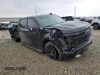 2024 Chevrolet Silverado 1500 RST with VIN 2GCUDEED5R1259289, listed as a Copart auction lot 46153015 with 8,805 mi miles and Salvage Title. Bid and sale history available at carsss.com. Image 4.