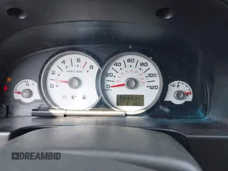 2005 Ford Escape XLT с VIN 1FMYU93155KD62445, выставлен на аукционе IAAI как лот 42222822 с пробегом 271 091 миль миль и . История ставок и продаж доступна на DreamBid. Изображение 7.