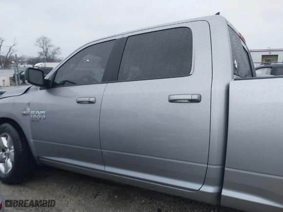 2019 Ram 1500 Classic Big Horn with VIN 1C6RR6TT9KS694465, listed as a IAAI auction lot 38351923 with 98,168 mi miles. Bid and sale history available at carsss.com. Image 14.