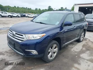 2013 Toyota Highlander Limited with VIN 5TDDK3EHXDS189772, listed as a IAAI auction lot 42522005 with 127,512 mi miles and . Bid and sale history available at DreamBid. Image 2.