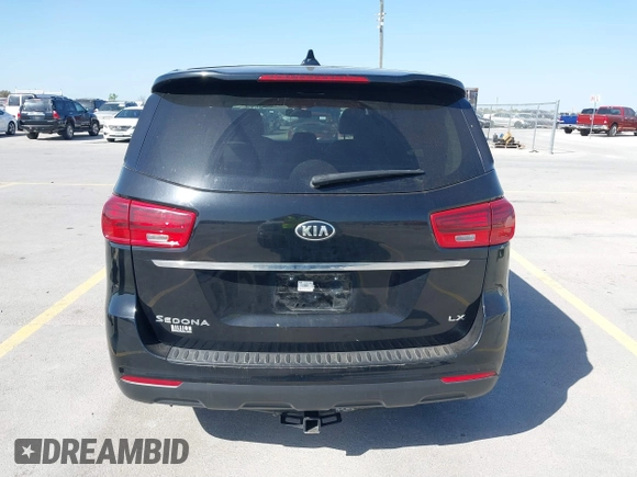 2020 Kia Sedona EX with VIN KNDMB5C18L6581794, listed as a IAAI auction lot 41767614 with 131,009 mi miles. Bid and sale history available at carsss.com. Image 17.
