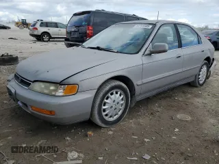1997 Honda Accord EX with VIN 1HGCD566XVA201031, listed as a Copart auction lot 44755585 with 134,966 mi miles and Salvage Title. Bid and sale history available at carsss.com. Image 1.