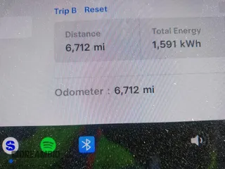 2024 Tesla Model Y с VIN 7SAYGDED2RF119770, выставлен на аукционе IAAI как лот 42462600 с пробегом 6 712 миль миль и . История ставок и продаж доступна на DreamBid. Изображение 15.