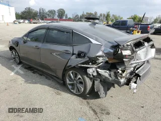 2019 Honda Clarity Touring with VIN JHMZC5F39KC000155, listed as a Copart auction lot 68500392 with 47,483 mi miles. Bid and sale history available at carsss.com. Image 2.