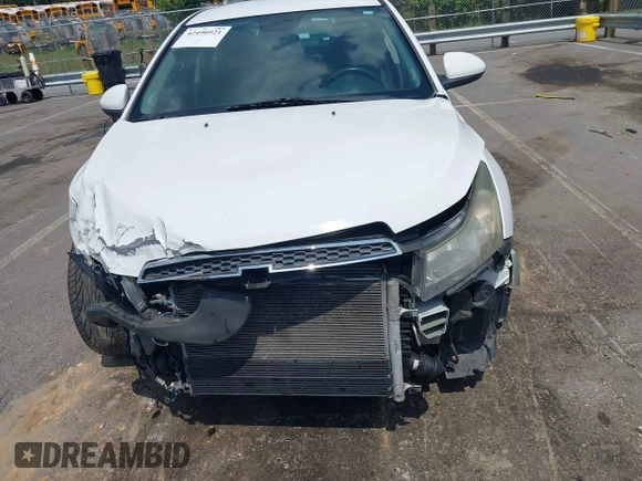 2014 Chevrolet Cruze 1LT с VIN 1G1PC5SB7E7130883, выставлен на аукционе IAAI как лот 42490921 с пробегом 152 117 миль миль и . История ставок и продаж доступна на DreamBid. Изображение 13.