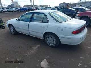 1998 Buick Century Limited with VIN 2G4WY52M7W1431668, listed as a IAAI auction lot 41691100 with 178,398 mi miles. Bid and sale history available at carsss.com. Image 3.