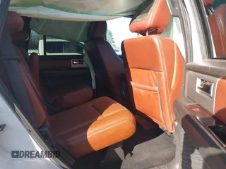 2010 Ford Expedition Eddie Bauer with VIN 1FMJU1H5XAEB21312, listed as a IAAI auction lot 41340462 with 222,850 mi miles and . Bid and sale history available at DreamBid. Image 8.