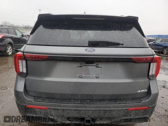 2025 Ford Explorer ST-Line with VIN 1FMUK8KH0SGA05900, listed as a Copart auction lot 86958044 with 1,802 mi miles and Non Repairable. Bid and sale history available at carsss.com. Image 6.