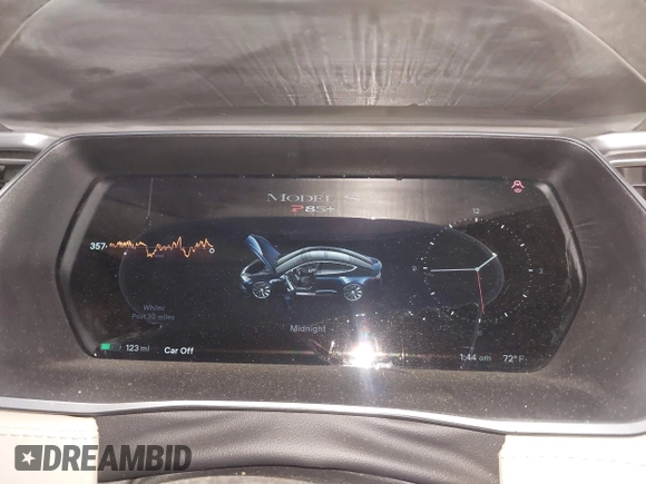 2014 Tesla Model S 60 with VIN 5YJSA1H11EFP56406, listed as a IAAI auction lot 42065157 with Not Provided miles and . Bid and sale history available at DreamBid. Image 7.