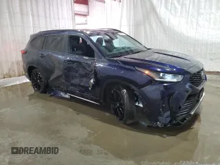 2024 Toyota Highlander LE z VIN 5TDKDRAH1RS537296, wystawiony jako Copart lot #57558595 z przebiegiem 34 682 mil mil oraz Czysty tytuł • Clean title. Historia ofert i sprzedaży dostępna na DreamBid. Obrazek 4.