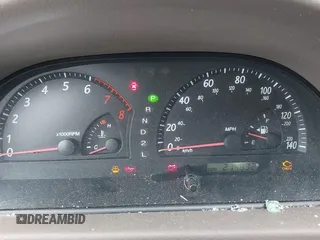 2002 Toyota Camry XLE z VIN 4T1BF32K02U522335, wystawiony jako IAAI lot #42037459 z przebiegiem 214 832 mil mil oraz . Historia ofert i sprzedaży dostępna na DreamBid. Obrazek 7.