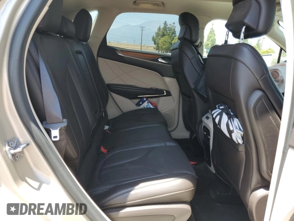 2017 Lincoln MKC Select with VIN 5LMCJ2C95HUL46087, listed as a Copart auction lot 58345805 with 56,326 mi miles and Salvage title. Bid and sale history available at DreamBid. Image 10.