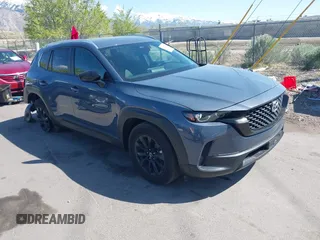 2025 Mazda CX-50 S Select z VIN 7MMVABAM9SN348045, wystawiony jako IAAI lot #42077636 z przebiegiem 2 211 mil mil oraz . Historia ofert i sprzedaży dostępna na DreamBid. Obrazek 1.
