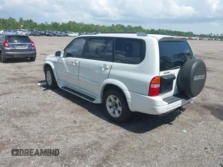 2002 Suzuki XL7 Standard z VIN JS3TY92V624101978, wystawiony jako IAAI lot #42399967 z przebiegiem 179 364 mil mil oraz . Historia ofert i sprzedaży dostępna na DreamBid. Obrazek 3.