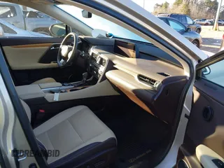 2018 Lexus RX 350 z VIN JTJBZMCA3J2036553, wystawiony jako IAAI lot #41248652 z przebiegiem 58 757 mil mil oraz . Historia ofert i sprzedaży dostępna na DreamBid. Obrazek 5.