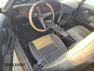 1973 Pontiac Firebird z VIN 2S87M3N110405, wystawiony jako Copart lot #84326504 z przebiegiem 22 334 mil mil oraz Szkoda całkowita • Salvage title. Historia ofert i sprzedaży dostępna na DreamBid. Obrazek 8.