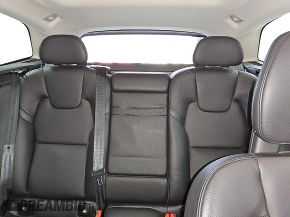 2018 Volvo XC60 Momentum with VIN YV4102RK9J1024956, listed as a Copart auction lot 43135215 with 95,269 mi miles and Clean Title. Bid and sale history available at DreamBid. Image 10.