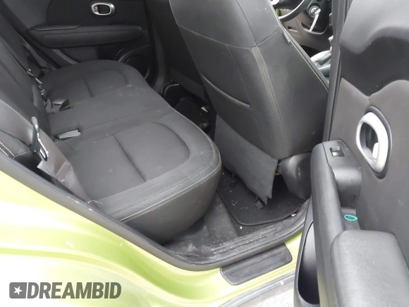 2016 Kia Soul + with VIN KNDJP3A58G7860743, listed as a IAAI auction lot 40966812 with 130,069 mi miles. Bid and sale history available at carsss.com. Image 8.