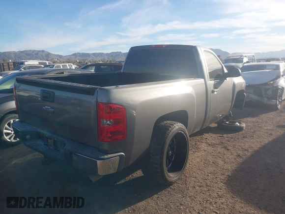 2008 Chevrolet Silverado 1500 Work Truck with VIN 1GCEC14028Z213228, listed as a IAAI auction lot 41492262 with 142,474 mi miles. Bid and sale history available at carsss.com. Image 4.