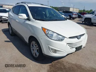 2013 Hyundai Tucson GLS with VIN KM8JU3AC9DU591992, listed as a IAAI auction lot 42095819 with 181,206 mi miles. Bid and sale history available at carsss.com. Image 1.