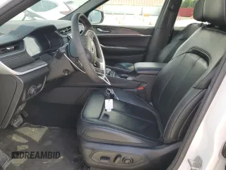 2024 Jeep Grand Cherokee Limited z VIN 1C4RJKBG2R8557615, wystawiony jako Copart lot #59046345 z przebiegiem 19 454 mil mil oraz Szkoda całkowita • Salvage title. Historia ofert i sprzedaży dostępna na DreamBid. Obrazek 7.