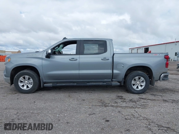 2025 Chevrolet Silverado 1500 LT z VIN 1GCUKDED0SZ216878, wystawiony jako IAAI lot #42435820 z przebiegiem 4 448 mil mil oraz . Historia ofert i sprzedaży dostępna na DreamBid. Obrazek 14.