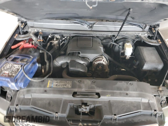 2010 Chevrolet Tahoe LTZ with VIN 1GNUKCE05AR236038, listed as a Copart auction lot 63033425 with 132,236 mi miles and Salvage title. Bid and sale history available at DreamBid. Image 11.