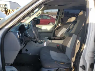 2006 Ford Expedition Special Service with VIN 1FMPU15526LA14918, listed as a Copart auction lot 85312364 with 225,419 mi miles and Salvage Title. Bid and sale history available at carsss.com. Image 7.