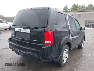 2012 Honda Pilot LX with VIN 5FNYF4H27CB038765, listed as a IAAI auction lot 41963157 with 209,965 mi miles and . Bid and sale history available at carsss.com. Image 4.