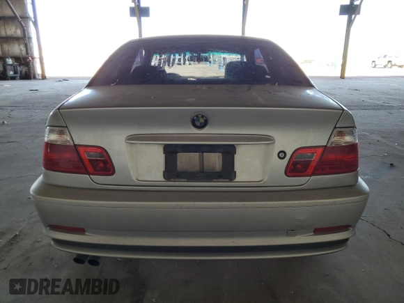 2002 BMW 3 Series 325Ci with VIN WBABN33452JW52200, listed as a Copart auction lot 76210184 with 377,385 mi miles and Non Repairable. Bid and sale history available at carsss.com. Image 6.