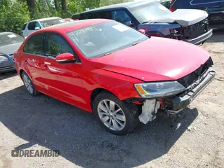 2015 Volkswagen Jetta SE with VIN 3VWD07AJ2FM357720, listed as a IAAI auction lot 42281983 with 92,965 mi miles and . Bid and sale history available at DreamBid. Image 1.
