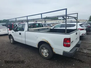 2007 Ford F-150 XL z VIN 1FTRF12267NA25170, wystawiony jako Copart lot #64257925 z przebiegiem 231 761 mil mil oraz Czysty tytuł • Clean title. Historia ofert i sprzedaży dostępna na DreamBid. Obrazek 2.