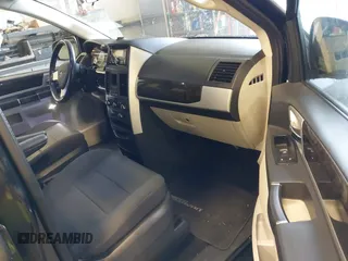 2010 Dodge Grand Caravan SXT with VIN 2D4RN5D19AR433481, listed as a IAAI auction lot 42123049 with 134,882 mi miles and . Bid and sale history available at DreamBid. Image 5.