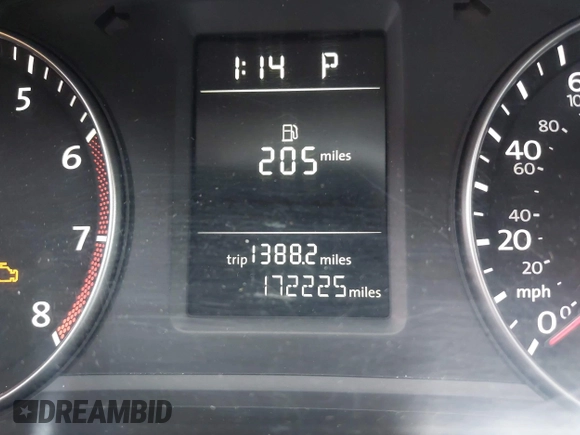 2014 Volkswagen Passat S с VIN 1VWAP7A35EC011791, выставлен на аукционе IAAI как лот 41946261 с пробегом 172 225 миль миль и . История ставок и продаж доступна на DreamBid. Изображение 7.