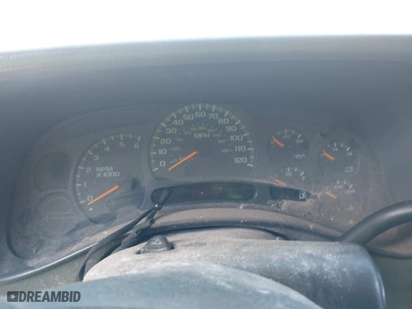 2004 Chevrolet Silverado 1500 Work Truck with VIN 2GCEC19V641117092, listed as a IAAI auction lot 42015604 with 1 mi miles. Bid and sale history available at carsss.com. Image 7.