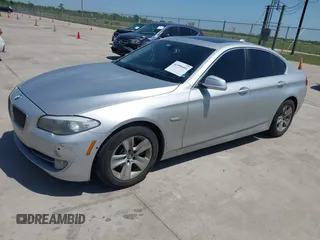 2013 BMW 5 Series 528i with VIN WBAXG5C57DD229608, listed as a IAAI auction lot 41999493 with 147,003 mi miles and . Bid and sale history available at carsss.com. Image 2.