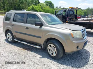 2010 Honda Pilot LX z VIN 5FNYF3H2XAB013835, wystawiony jako IAAI lot #42154936 z przebiegiem 147 415 mil mil oraz . Historia ofert i sprzedaży dostępna na DreamBid. Obrazek 1.