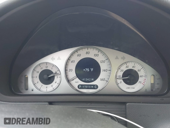 2008 Mercedes-Benz CLK 350 с VIN WDBTJ56H38F241787, выставлен на аукционе IAAI как лот 42184829 с пробегом 97 818 миль миль и . История ставок и продаж доступна на DreamBid. Изображение 7.