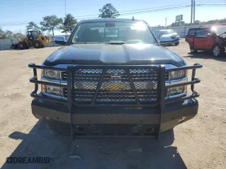 2016 Chevrolet Silverado 2500HD Built After Aug 14 High Country with VIN 1GC1KXEGXGF272866, listed as a Copart auction lot 47885865 with 210,983 mi miles and Non Repairable. Bid and sale history available at carsss.com. Image 5.