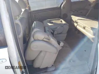 2006 Toyota Sienna XLE z VIN 5TDBA22C16S072064, wystawiony jako IAAI lot #41669738 z przebiegiem 201 678 mil mil oraz . Historia ofert i sprzedaży dostępna na DreamBid. Obrazek 8.