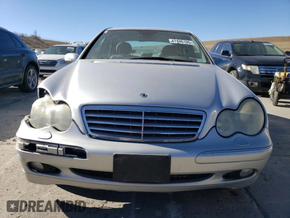 2003 Mercedes-Benz C 240 with VIN WDBRF81J33F318562, listed as a Copart auction lot 47246195 with 65,777 mi miles and Salvage title. Bid and sale history available at DreamBid. Image 5.