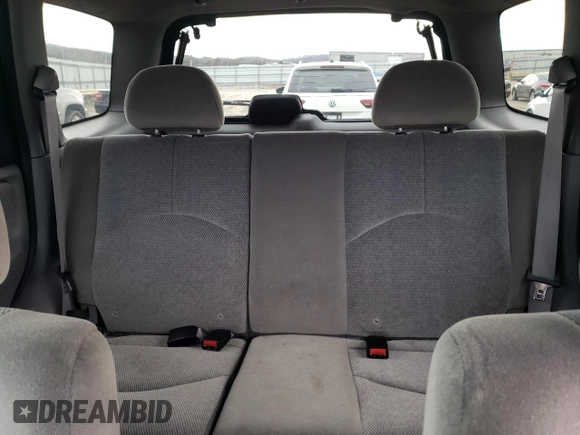 2002 Mazda Tribute LX with VIN 4F2CU08122KM01491, listed as a Copart auction lot 45290265 with 134,141 mi miles and Salvage Title. Bid and sale history available at carsss.com. Image 10.