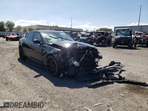 2017 Alfa Romeo Giulia with VIN ZARFAEBN3H7528685, listed as a Copart auction lot 59414802 with 0 mi miles. Bid and sale history available at carsss.com. Image 1.