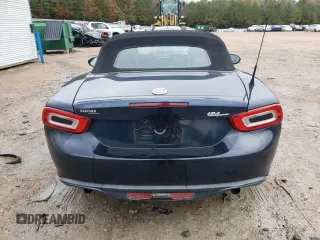 2018 FIAT 124 Spider Abarth z VIN JC1NFAEK7J0136872, wystawiony jako Copart lot #80666394 z przebiegiem 49 041 mil mil oraz Szkoda całkowita • Salvage title. Historia ofert i sprzedaży dostępna na DreamBid. Obrazek 6.