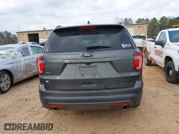 2017 Ford Explorer XLT with VIN 1FM5K7D81HGD48249, listed as a IAAI auction lot 41844312 with 122,507 mi miles and . Bid and sale history available at carsss.com. Image 16.