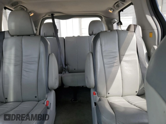 2011 Toyota Sienna XLE with VIN 5TDDK3DC6BS016463, listed as a Copart auction lot 58958305 with 270,424 mi miles and Salvage title. Bid and sale history available at DreamBid. Image 10.