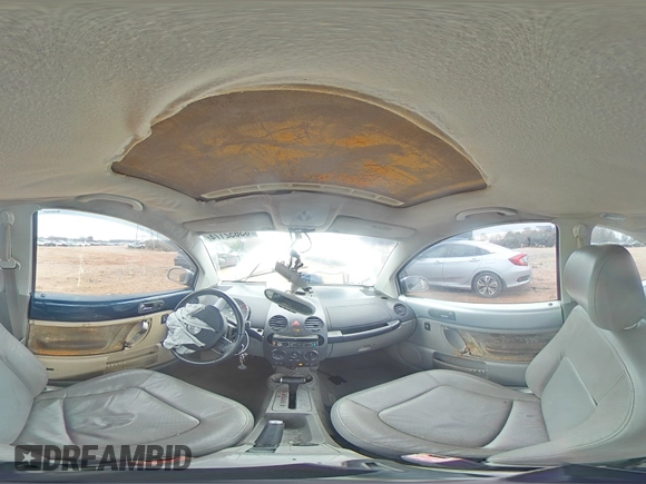 2004 Volkswagen New Beetle Coupe GLS with VIN 3VWCK31C54M414103, listed as a Copart auction lot 83652174 with 68,132 mi miles and Salvage Title. Bid and sale history available at carsss.com. Image 13.