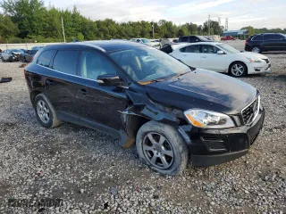 2011 Volvo XC60 3.2L with VIN YV4952DL4B2191435, listed as a Copart auction lot 70192494 with 294,224 mi miles and Salvage Title. Bid and sale history available at carsss.com. Image 4.