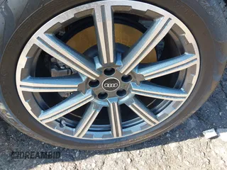 2022 Audi Q7 Premium Plus with VIN WA1LJBF77ND000677, listed as a IAAI auction lot 42265309 with 59,412 mi miles and . Bid and sale history available at DreamBid. Image 12.